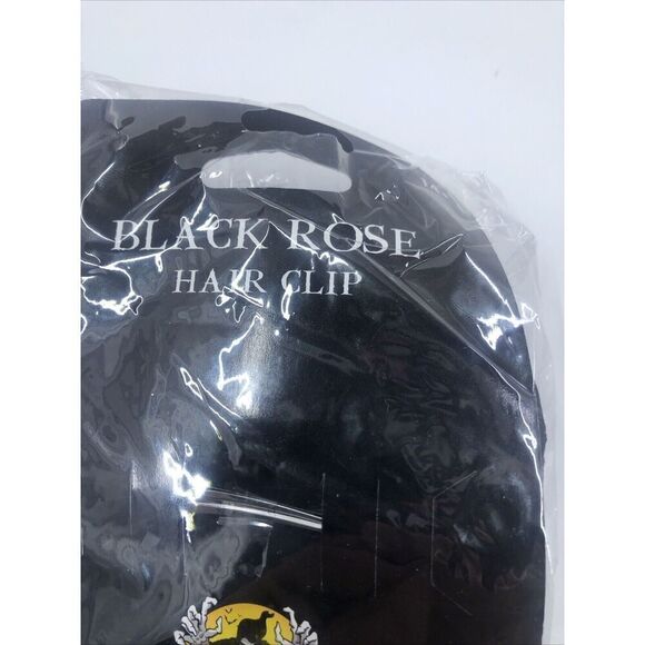 Spirit Halloween Vampiress Accessory Pieces. Bat Earrings,Hair Clip,& More - Picture 16 of 16